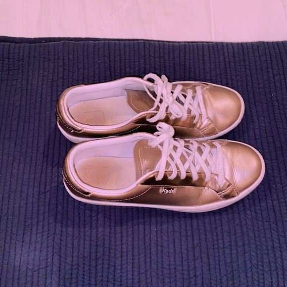 Gold Keds sneakers - Picture 1 of 4